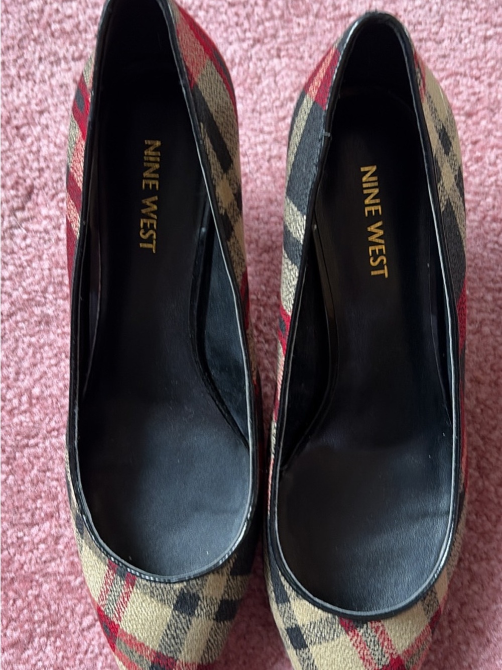 Nine West Red and Tan Plaid Kitten Heel pumps
